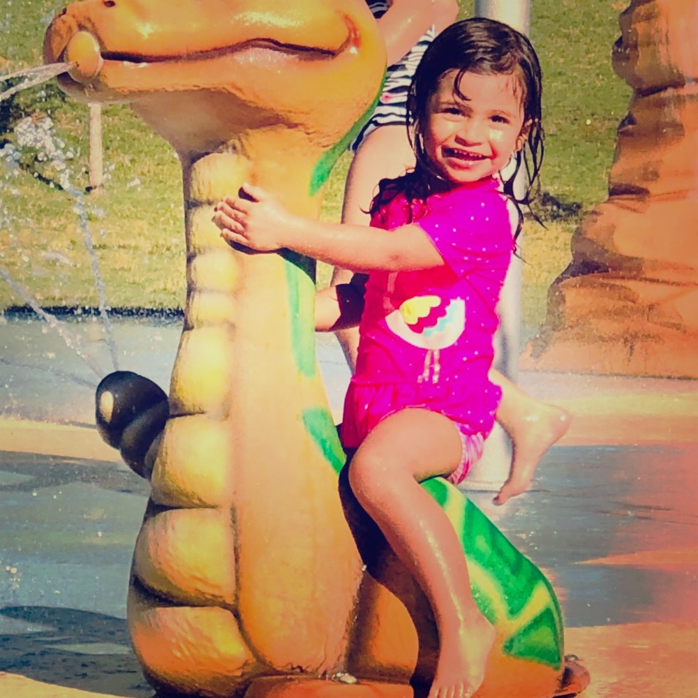 Meet your Posher, Guita